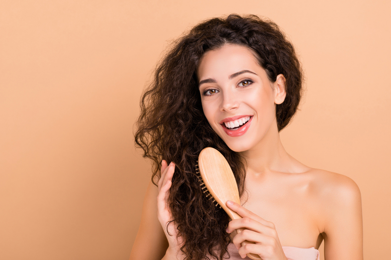 Curly hair or wavy hair: all differences explained
